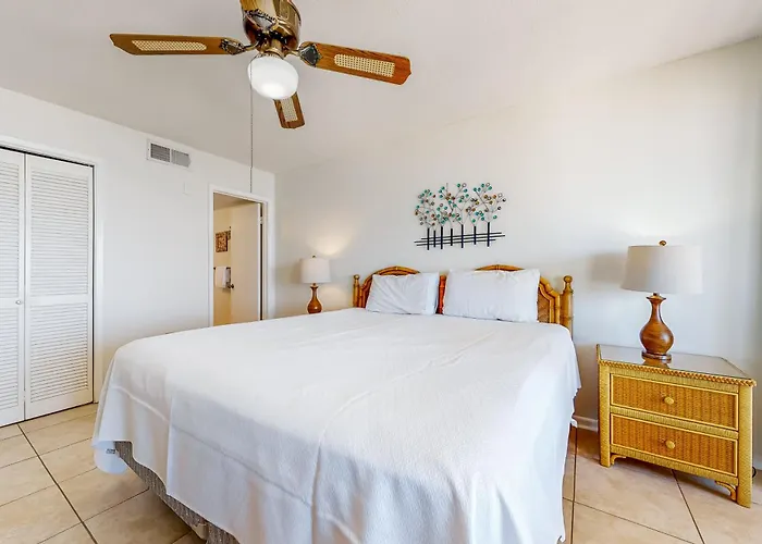 Apartment The Edgewater 44