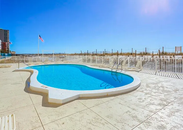 The Edgewater 44 *