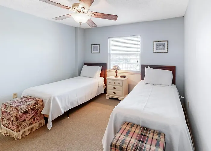 The Edgewater 44